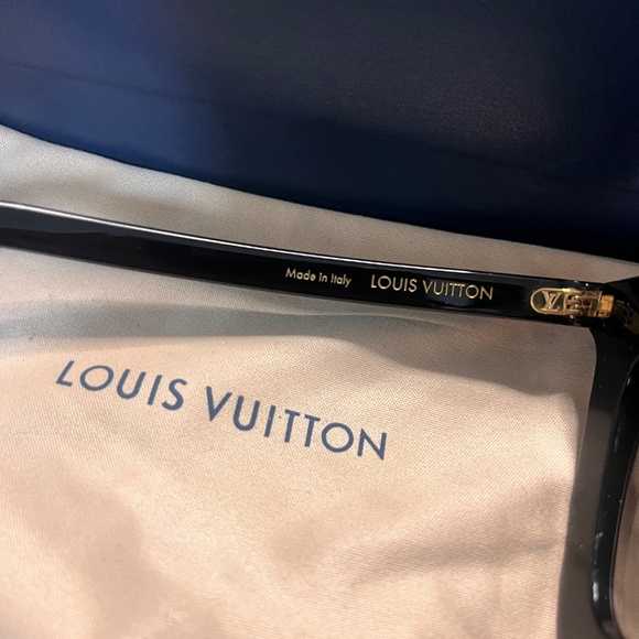 100% Authentic Louis Vuitton Sunglasses - Picture 2 of 6